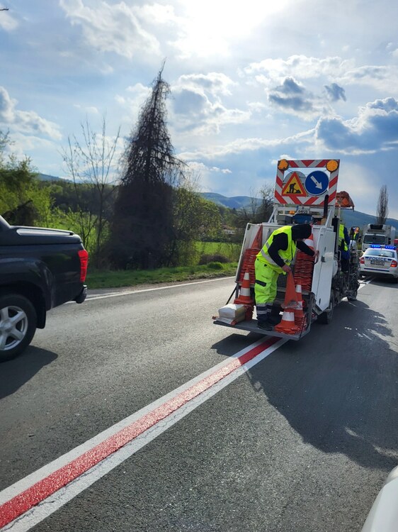 Започна обезопасяването на опасна отсечка от път София – Варна в района на Български извор