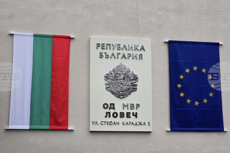 В Ловешка област издадоха шест удостоверения за гласуване в изборния ден, общо 47 от началото на седмицата