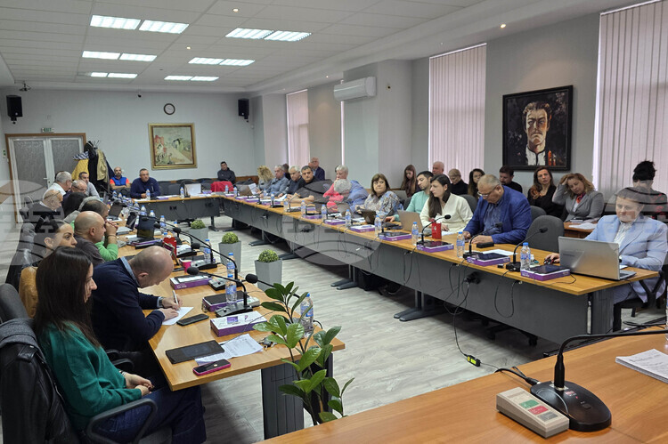 Ловеч увеличи финансовата помощ за асистирана репродукция на 1600 евро на двойка