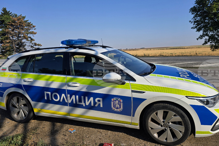 Възстановено е движението след две катастрофи в Ловешка област, при едната загина жена