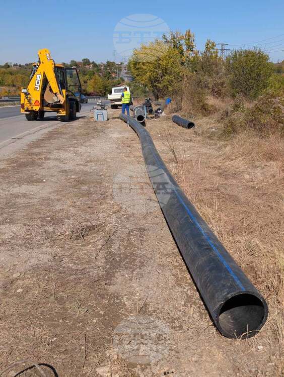 Започна реконструкцията на довеждащия водопровод за Ловеч под околовръстния път